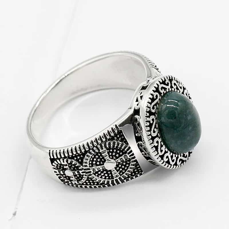 Sterling Silver Ring With Jade In The Middle