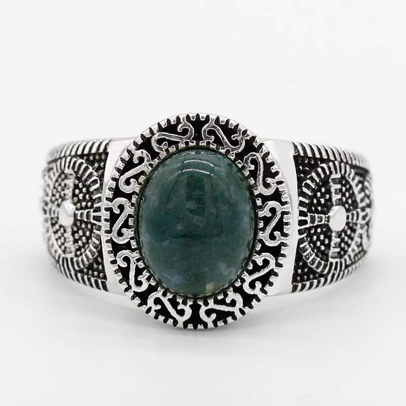 Sterling Silver Ring With Jade In The Middle