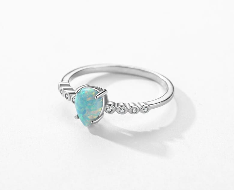 Blau Opal Ring für Frau