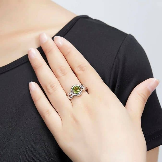 Peridot-Stein-Silber-Ring