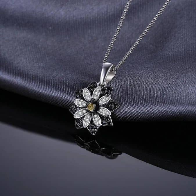 Quarz-Stein-Blumen-geformte-Sterling-Silber-Kette