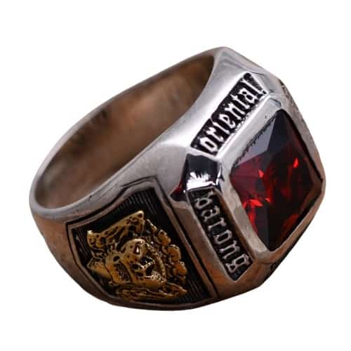 Ring aus Extravagante Silber mit rotem Zirkon Stein