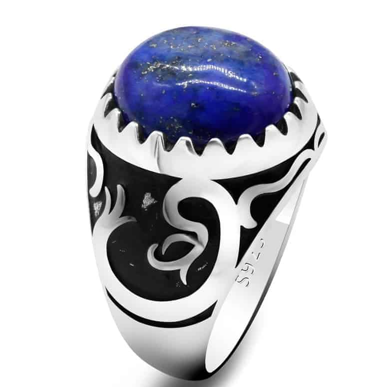 Ring-mit-Blauem-Stein-Siegelring