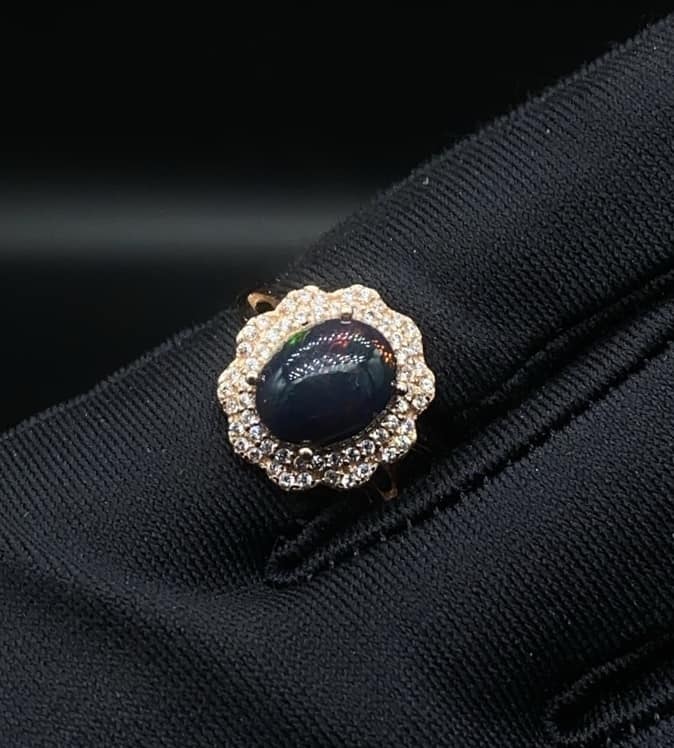 Schwarzer Opal Ring für Damen