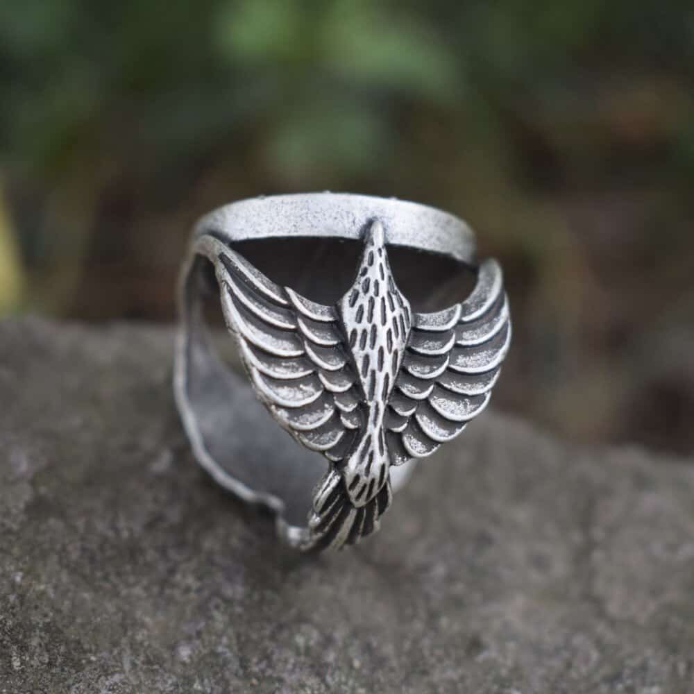 Ring mit Wikinger Figuren drauf